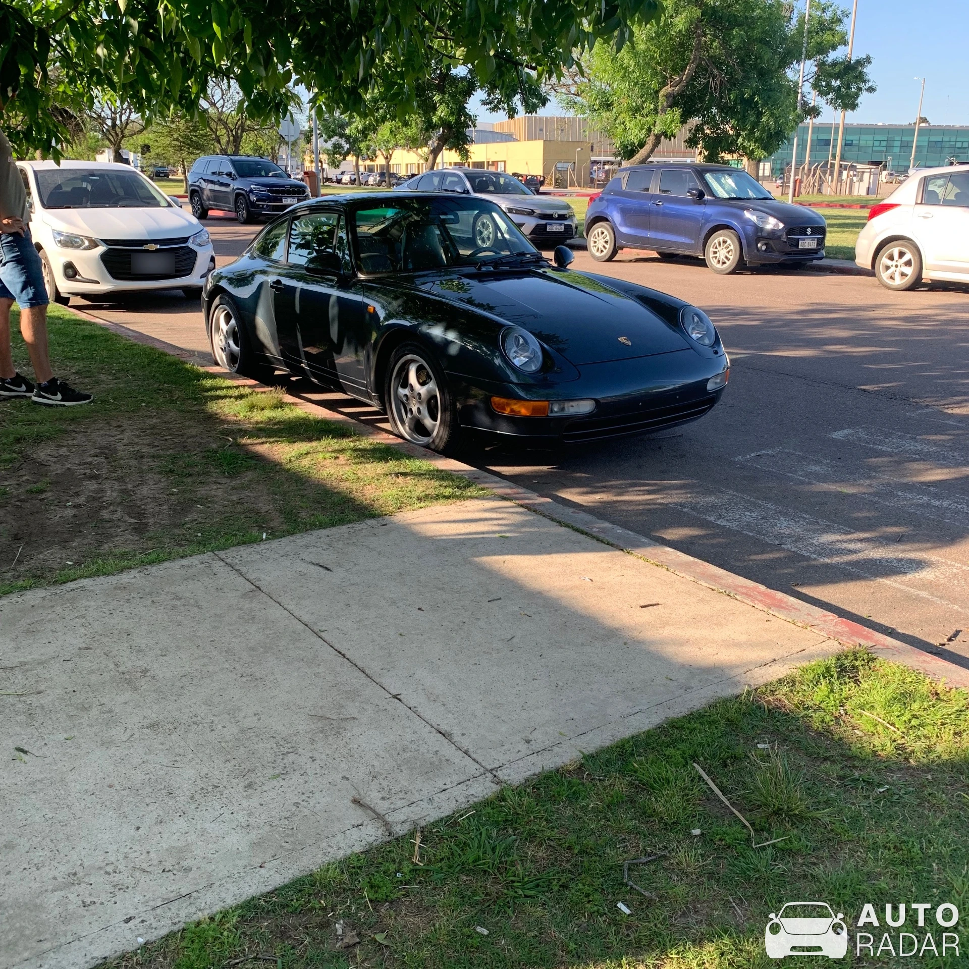 Porsche 964 Carrera spotted in Ciudad de la Costa, Uruguay