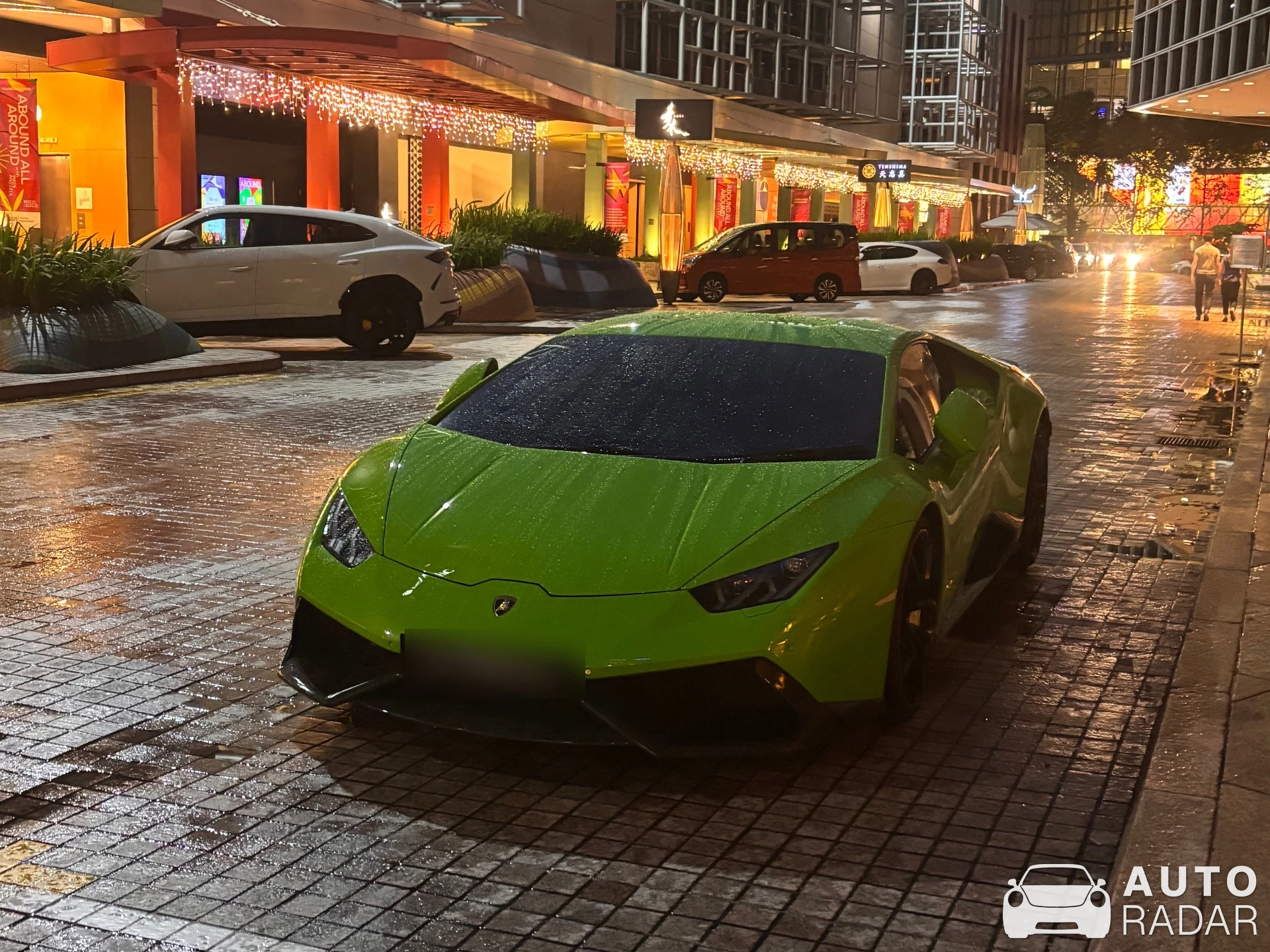 Lamborghini Huracán LP610-4 spotted in Singapore, Singapore