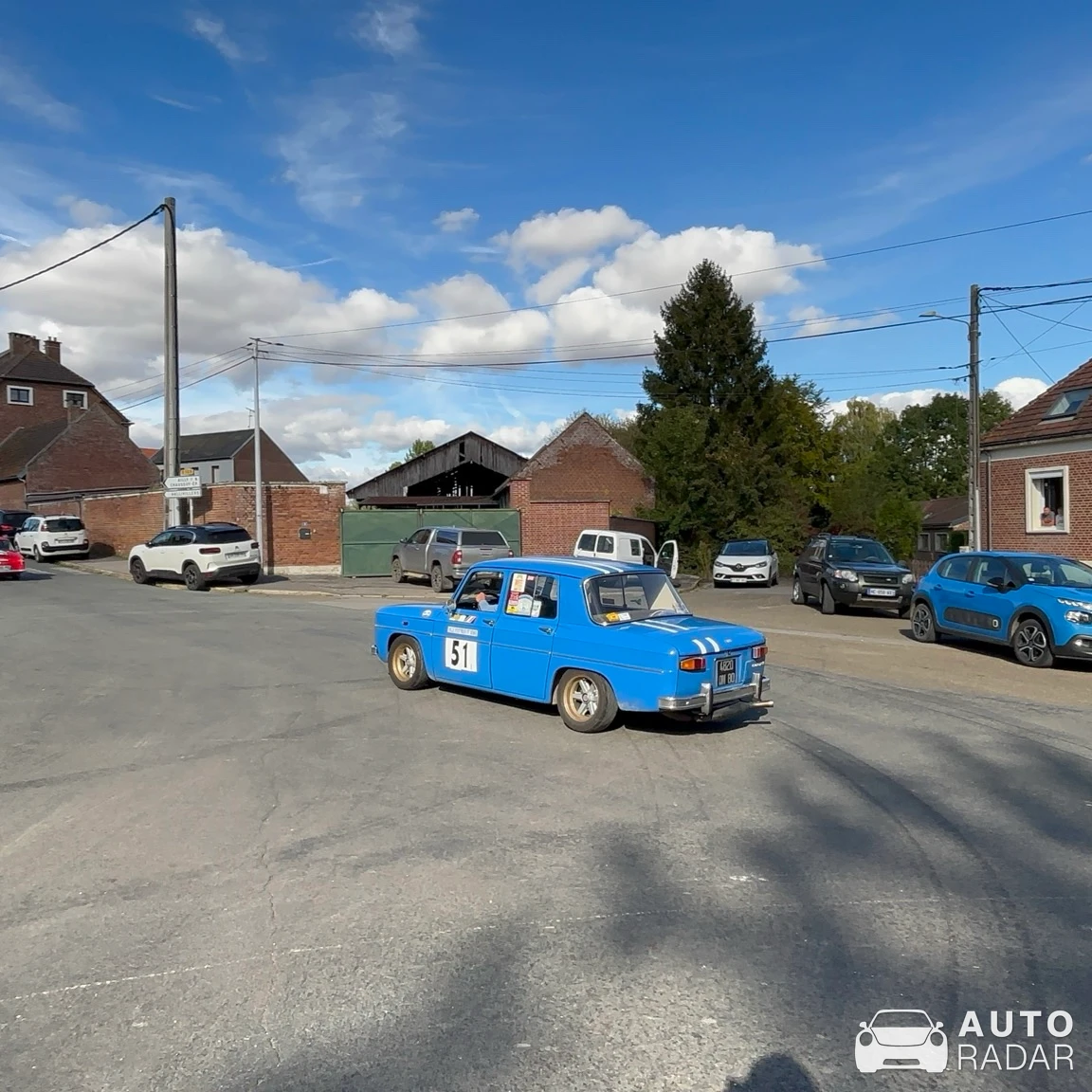 Renault 8 Gordini spotted in La Faloise
