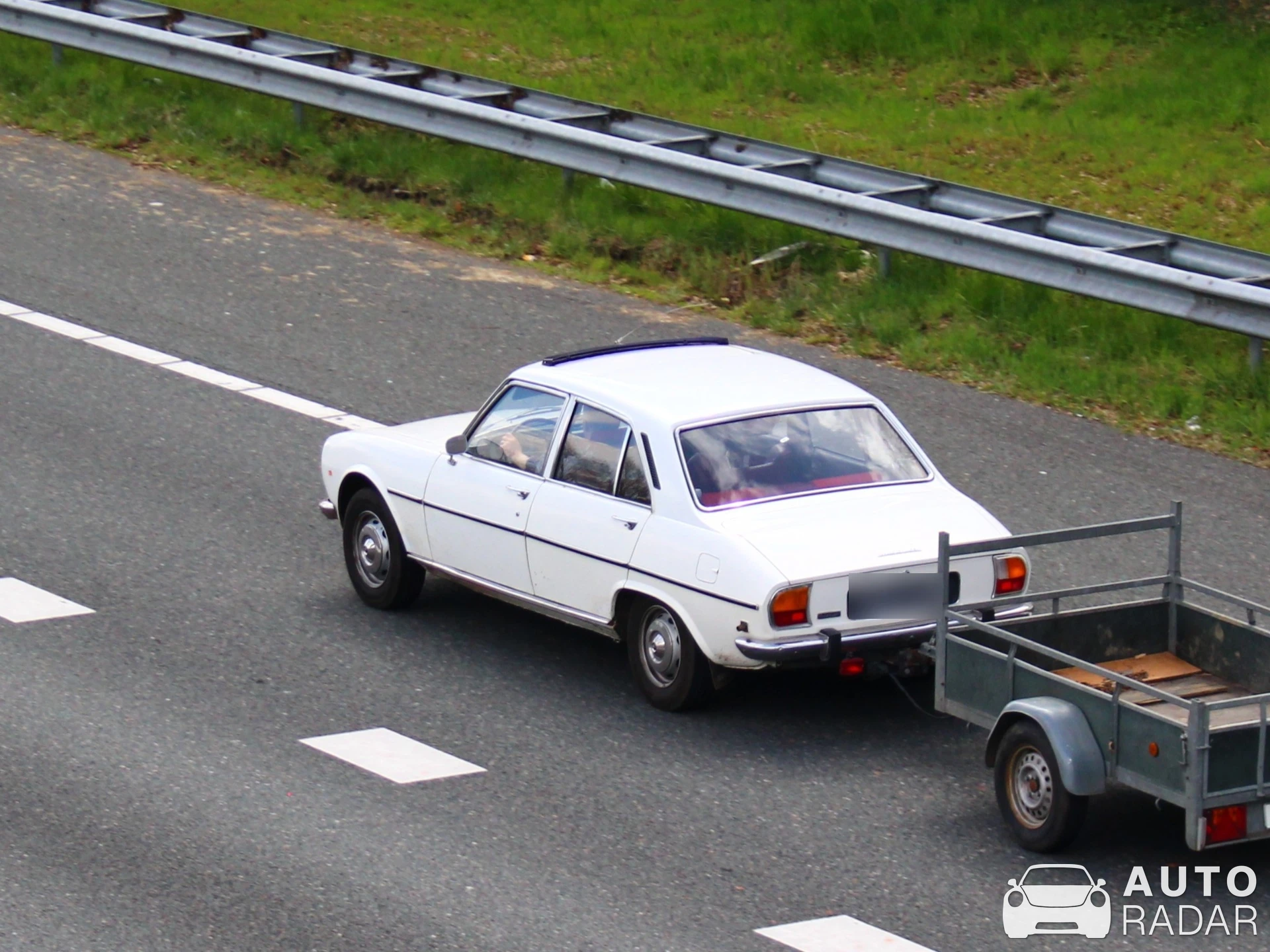 Peugeot 504 GL spotted in Hengelo