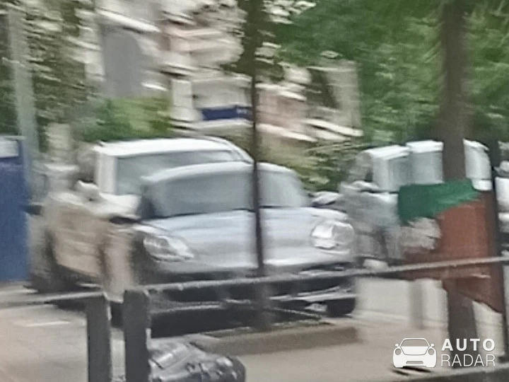 Porsche 987 Cayman S spotted in Serres