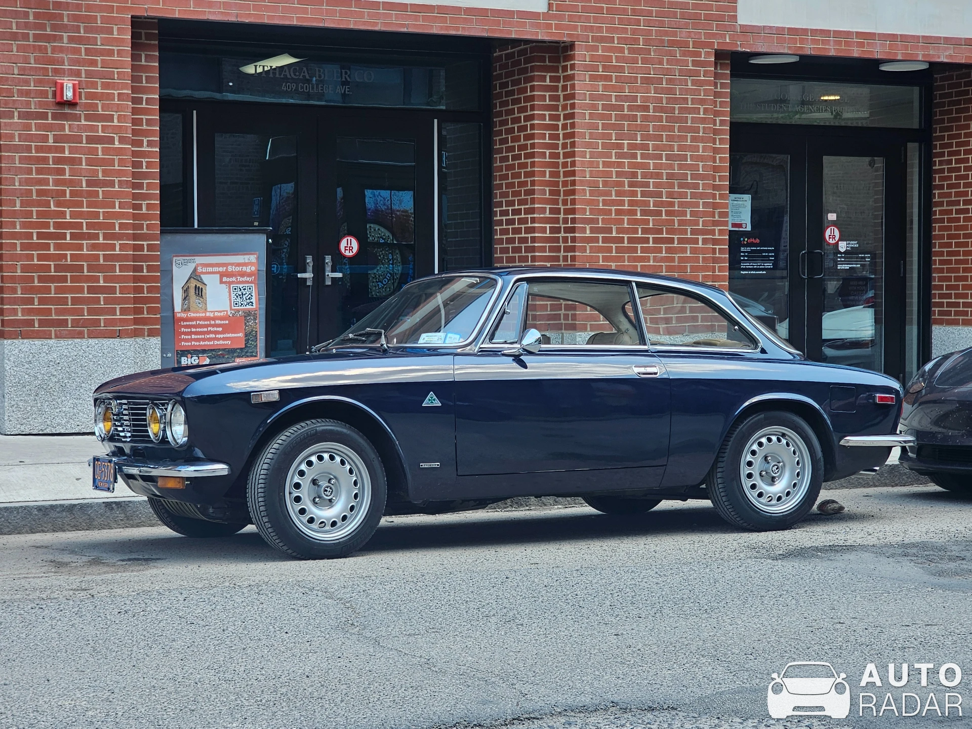 Alfa Romeo 2000 GT Veloce spotted in Ithaca