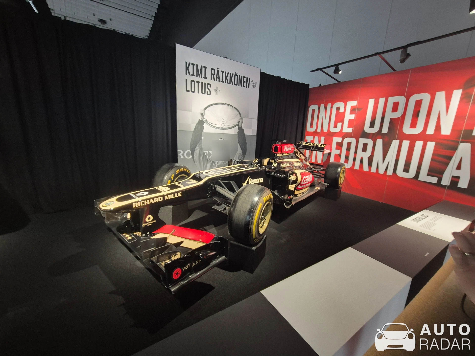 Lotus E20 (F1) spotted in Melbourne