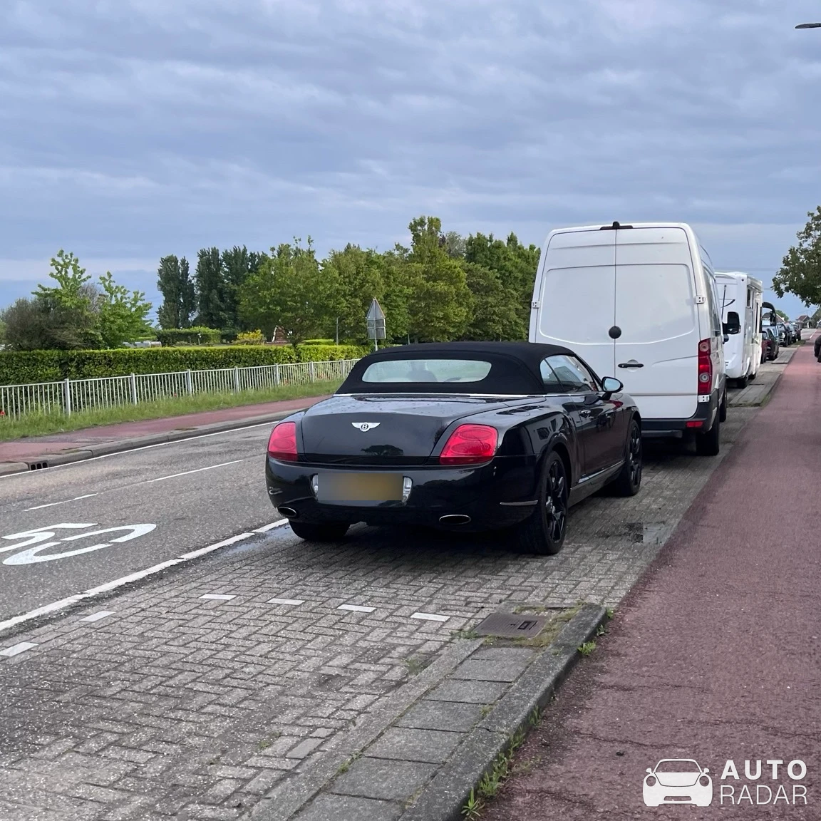 Bentley Continental GTC spotted in Dinteloord