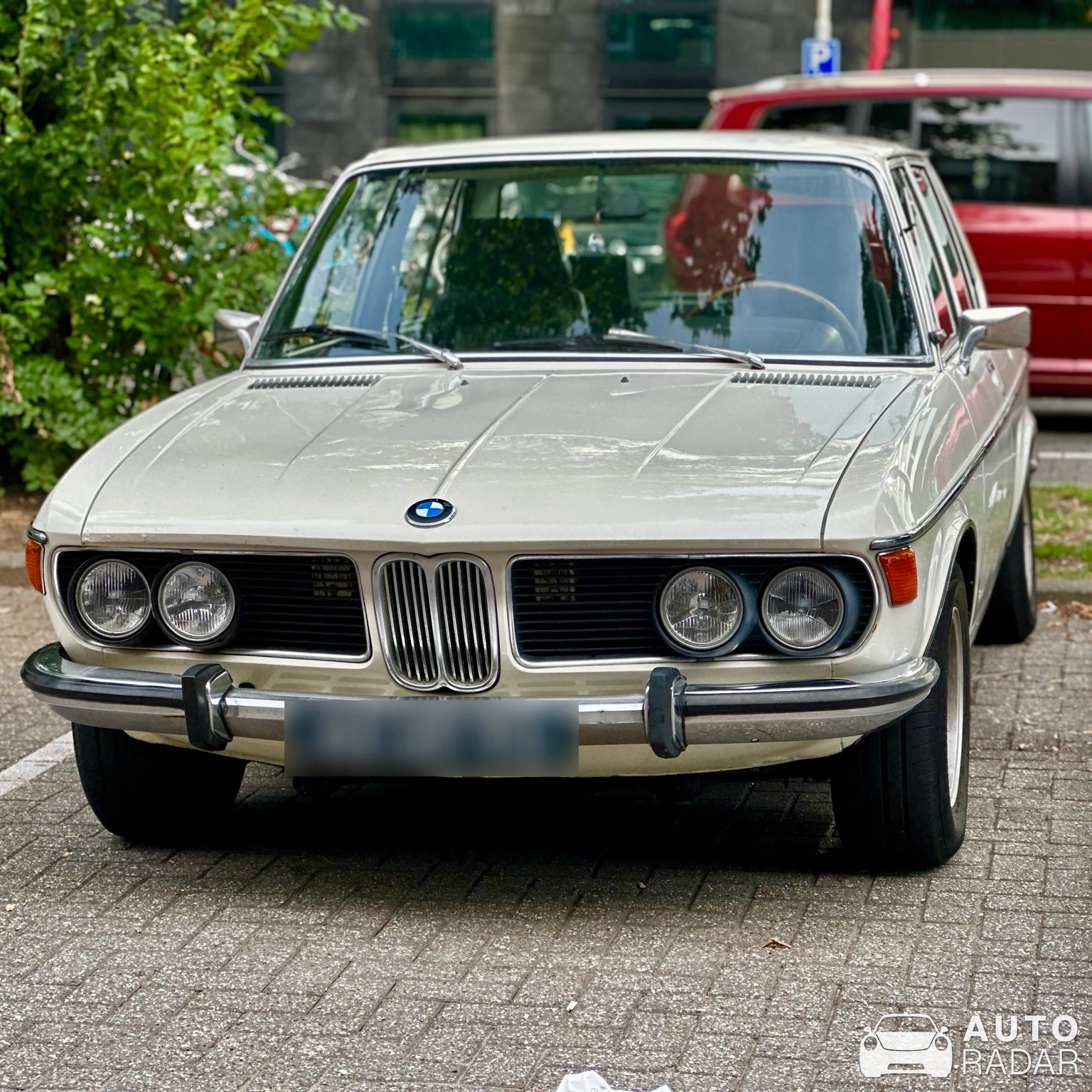 BMW 2500 spotted in Rotterdam