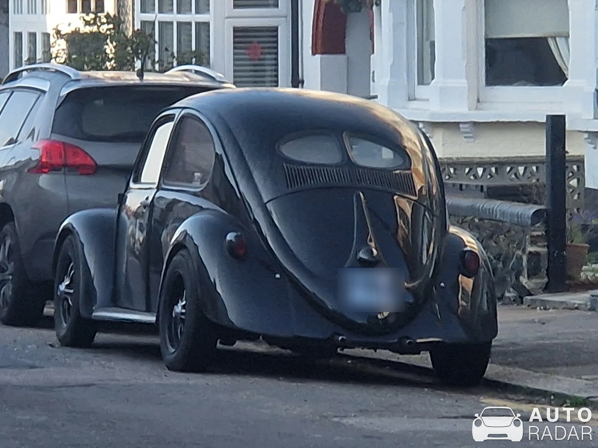 Volkswagen Beetle Split Window spotted in Southend-on-Sea
