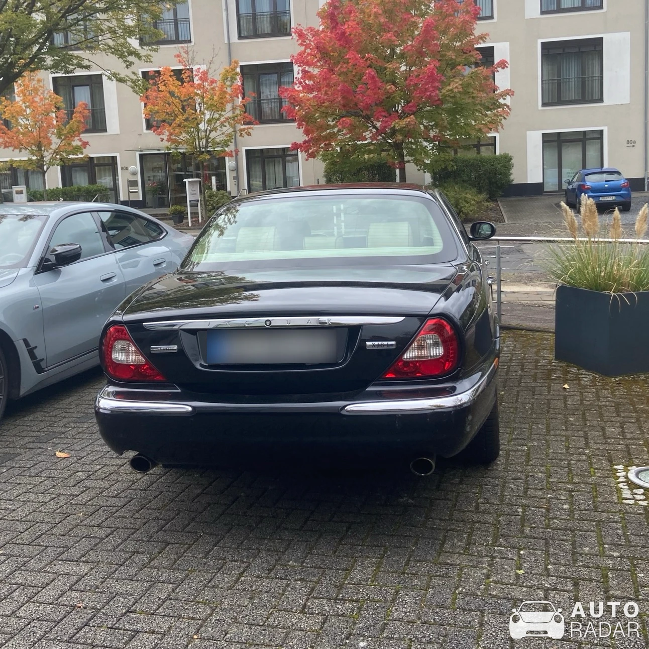 Jaguar XJ8 spotted in Bad Honnef