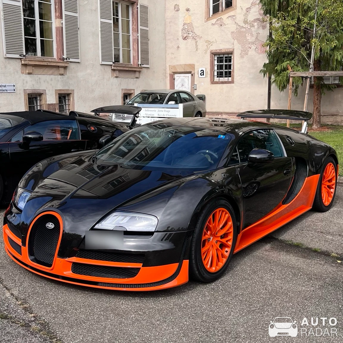 Bugatti Veyron 16.4 Super Sport L'Edition Spéciale Record du Monde spotted in Molsheim