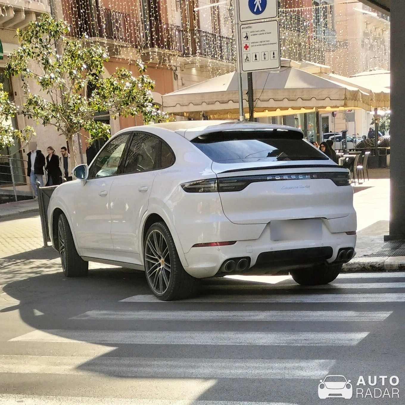 Porsche Cayenne Coupé Turbo spotted in Bari, Italy