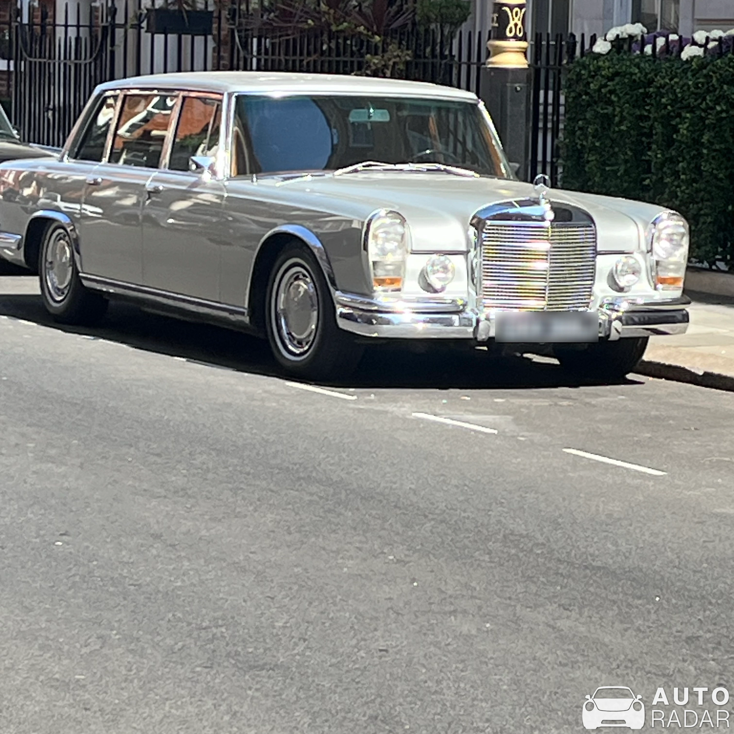Mercedes-Benz Royale 600 spotted in Harlington