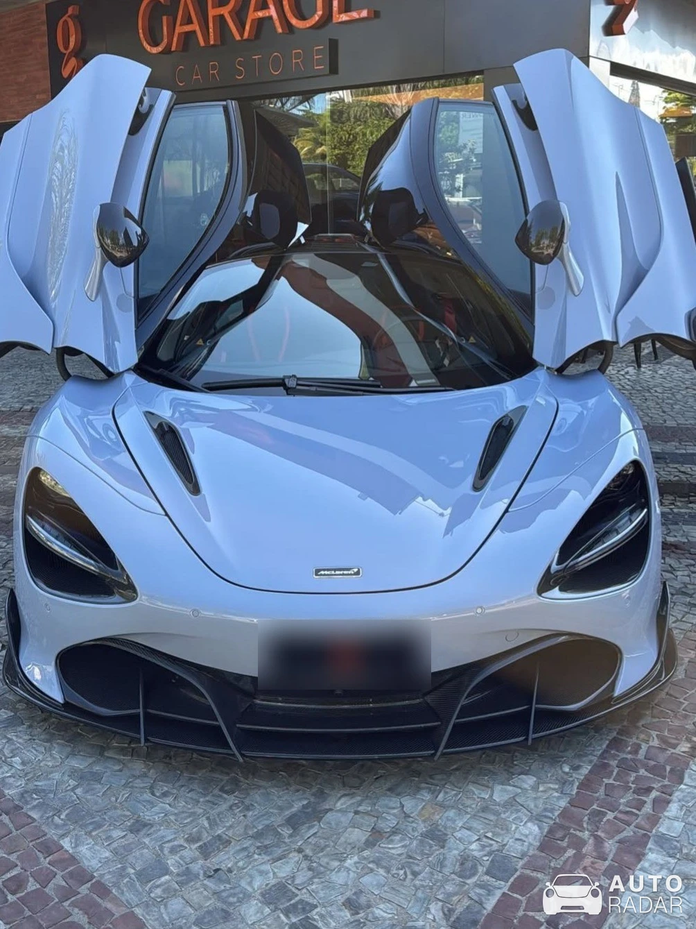 McLaren 720S spotted in Barra da Tijuca, Brazil