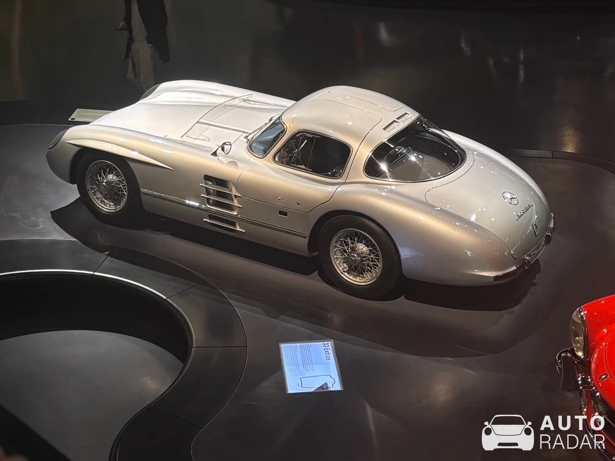 Mercedes-Benz 300 SLS spotted in Stuttgart