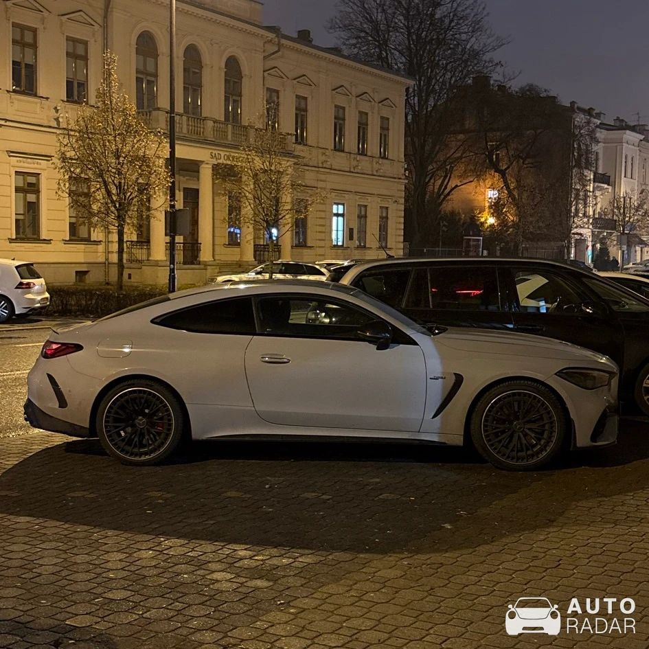 Mercedes-AMG E 53 Coupé spotted in Lublin