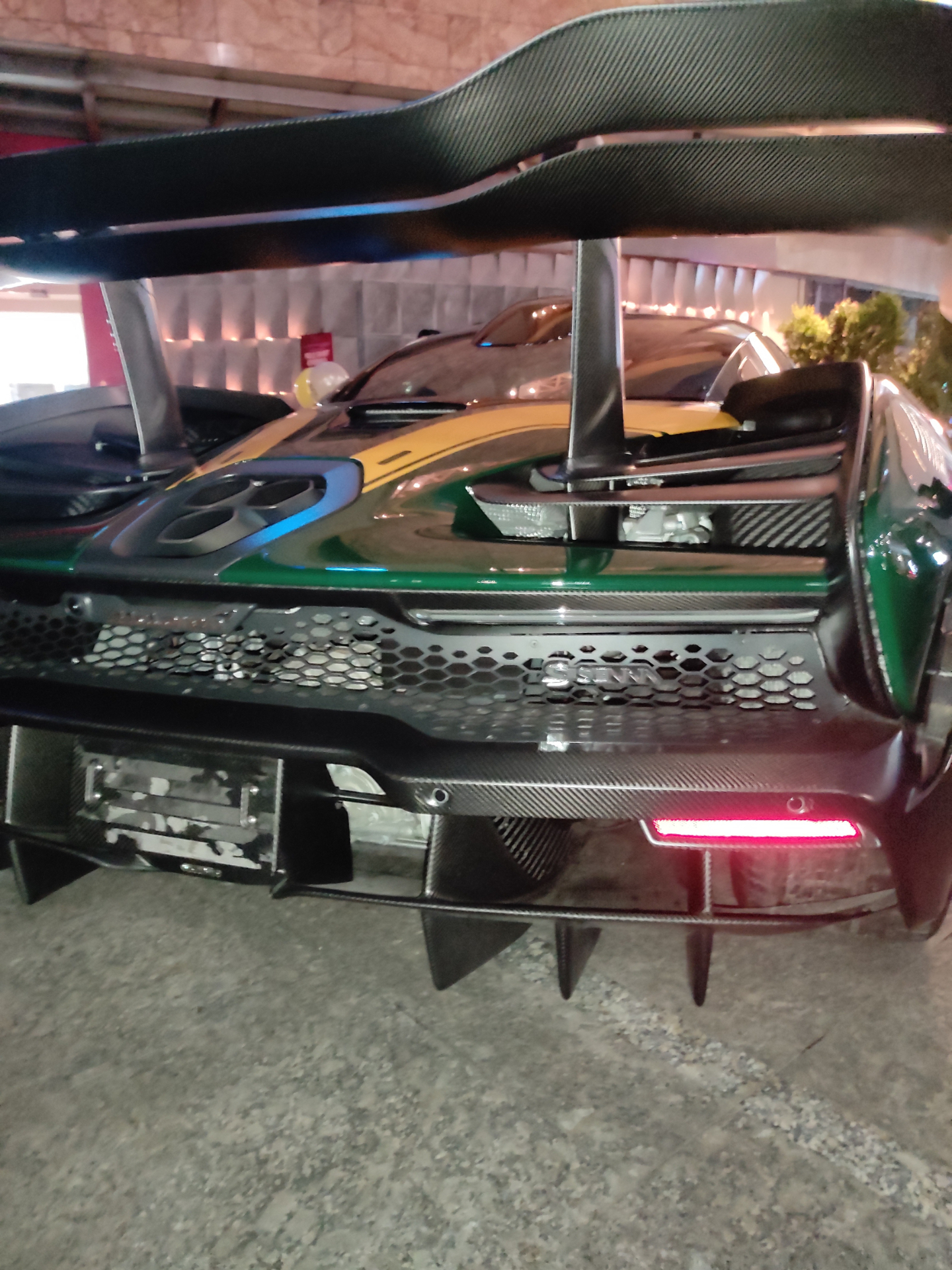McLaren Senna