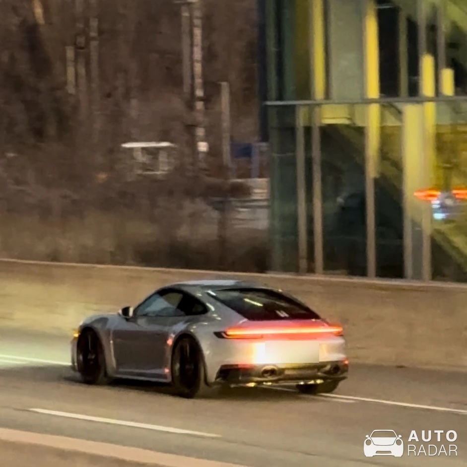 Porsche 992 Carrera MkI spotted in Terrebonne, Canada