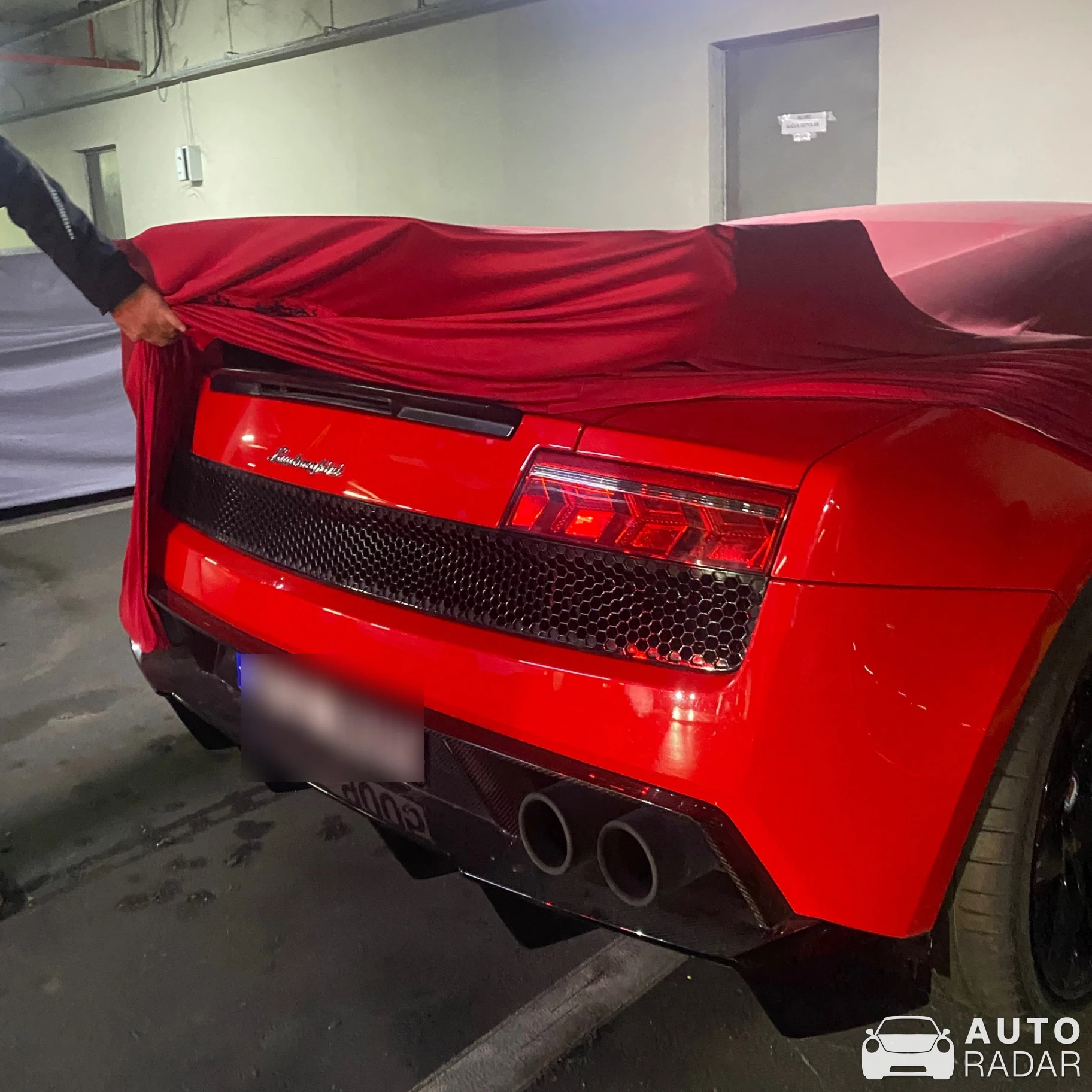 Lamborghini Gallardo LP570-4 Superleggera spotted in Sarıyer, Türkiye