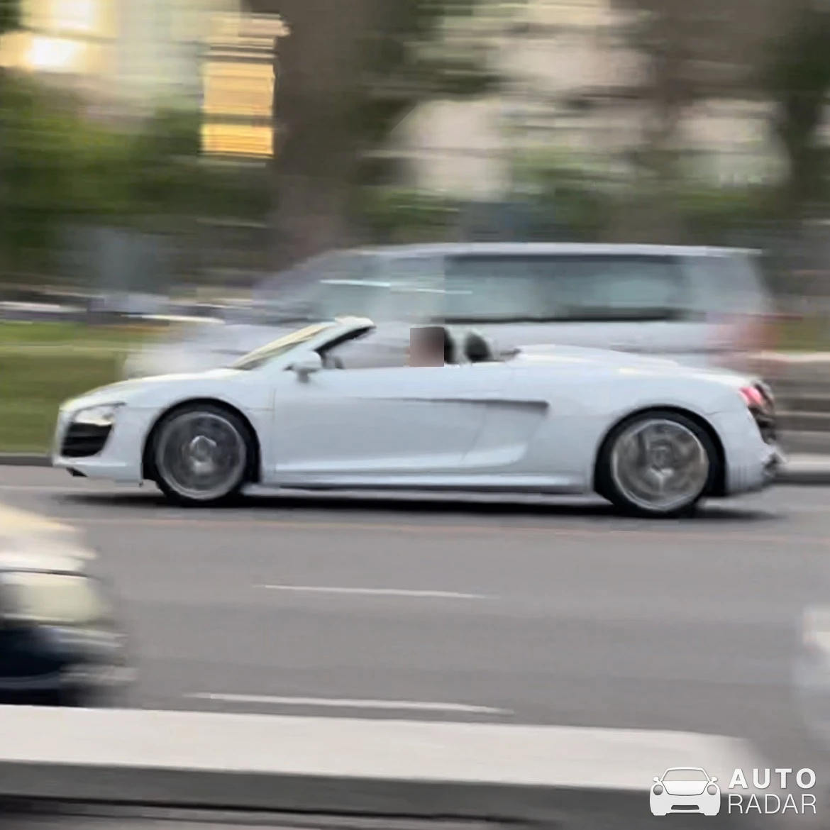 Audi R8 V10 Spyder spotted in Buenos Aires, Argentina