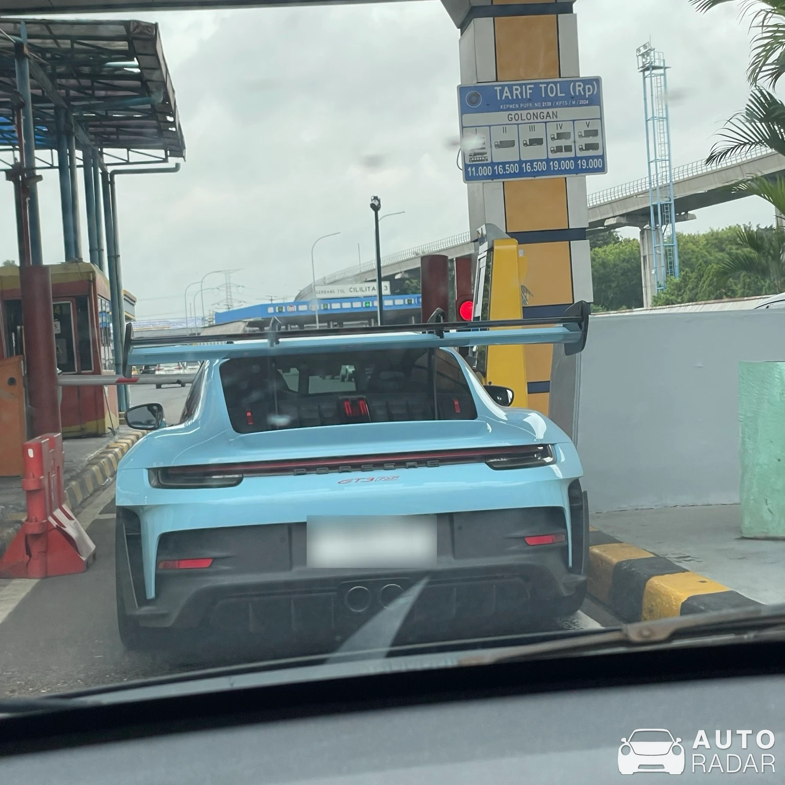 Porsche 992 GT3 RS MkI spotted in Kota Jakarta Timur, Indonesia