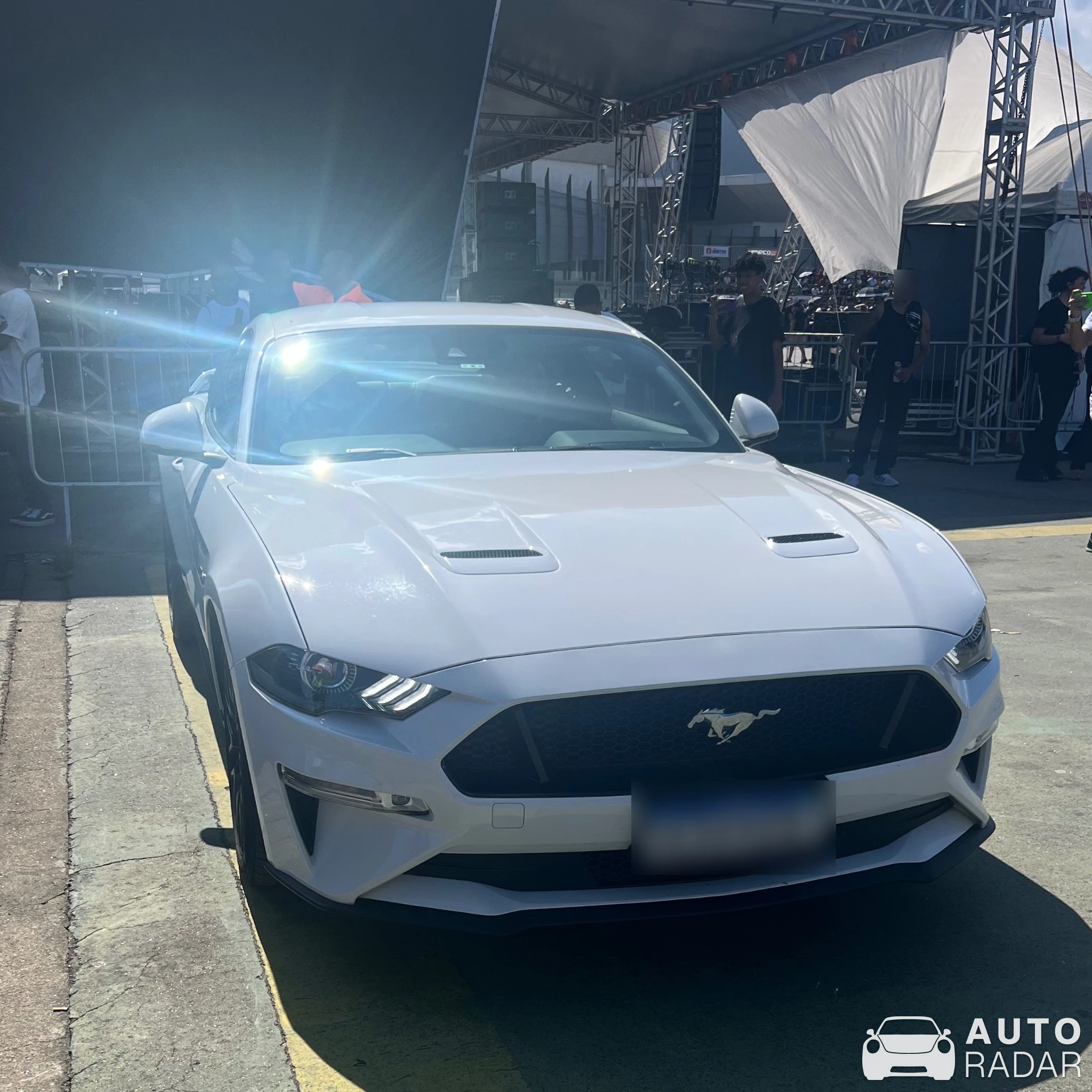 Ford Mustang GT 2015 spotted in Barra da Tijuca, Brazil