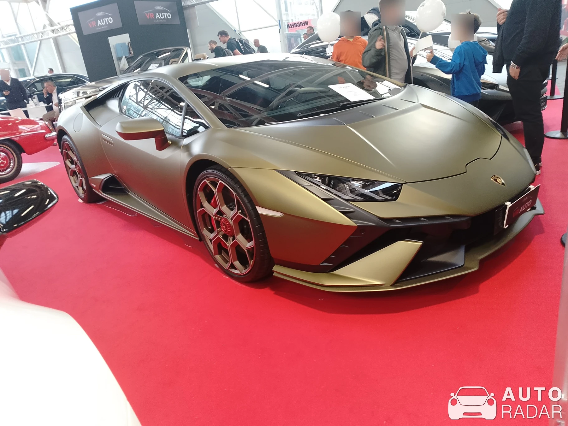 Lamborghini Huracán LP640-2 Tecnica spotted in Bologna, Italy