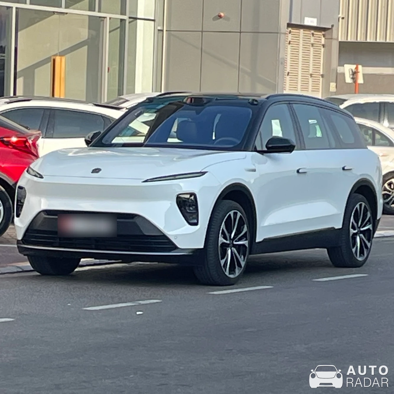 NIO ET7 spotted in دبي