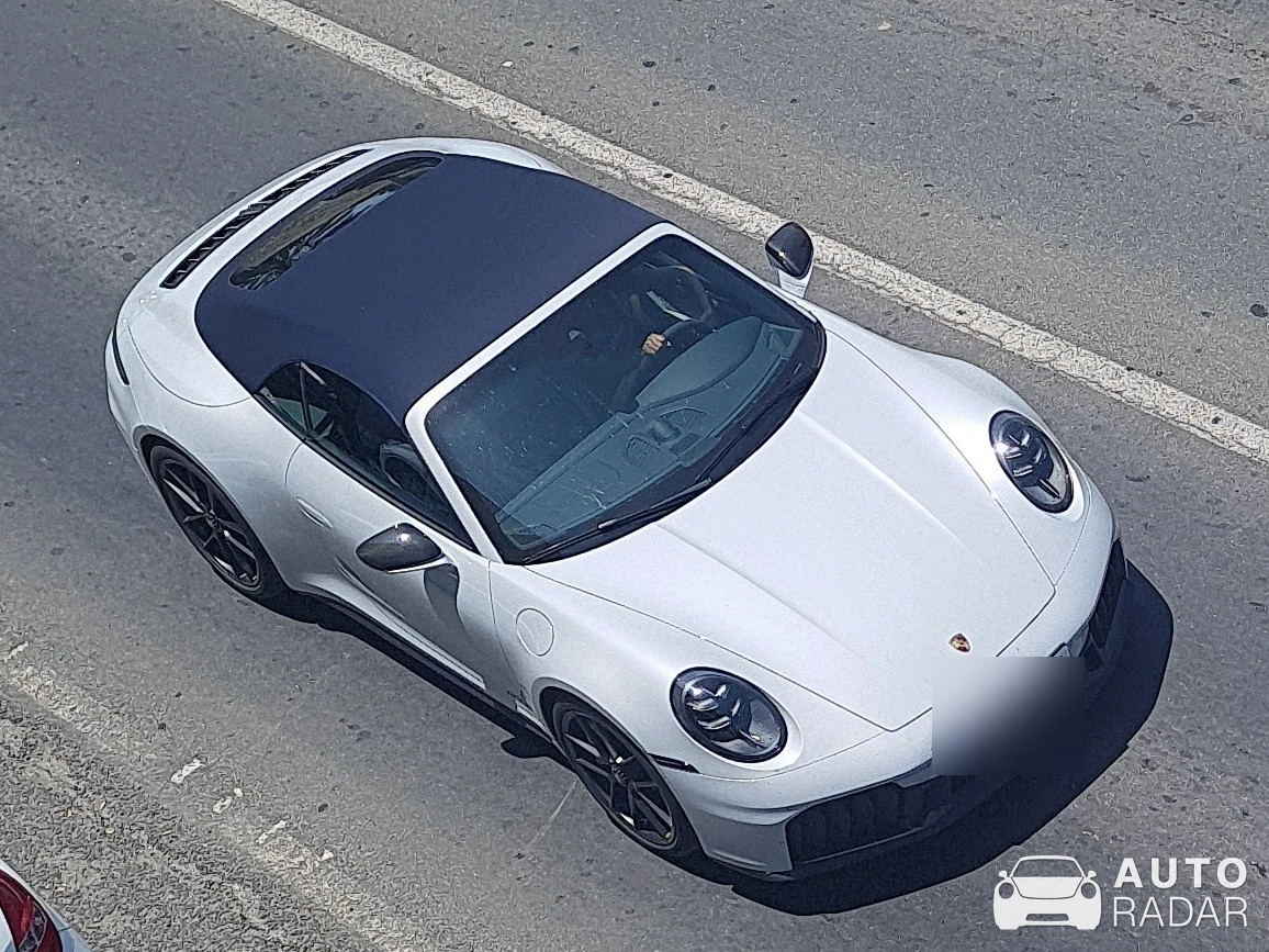 Porsche 991 Carrera 4 GTS Cabriolet MkII spotted in Altea, Espagne