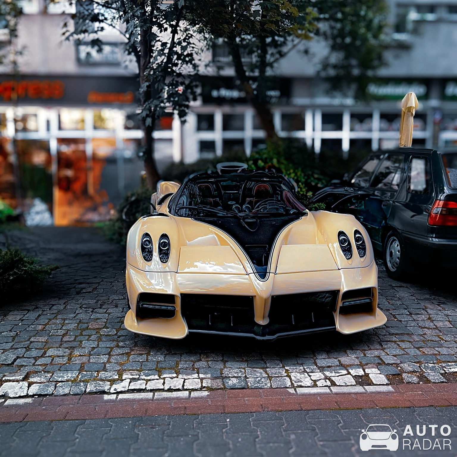 Pagani Huayra Imola Roadster spotted in Warszawa