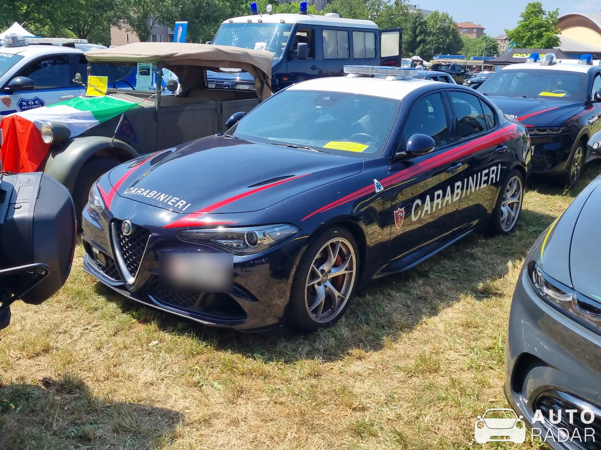 Alfa Romeo Giulia Quadrifoglio Carabinieri spotted in Bussero