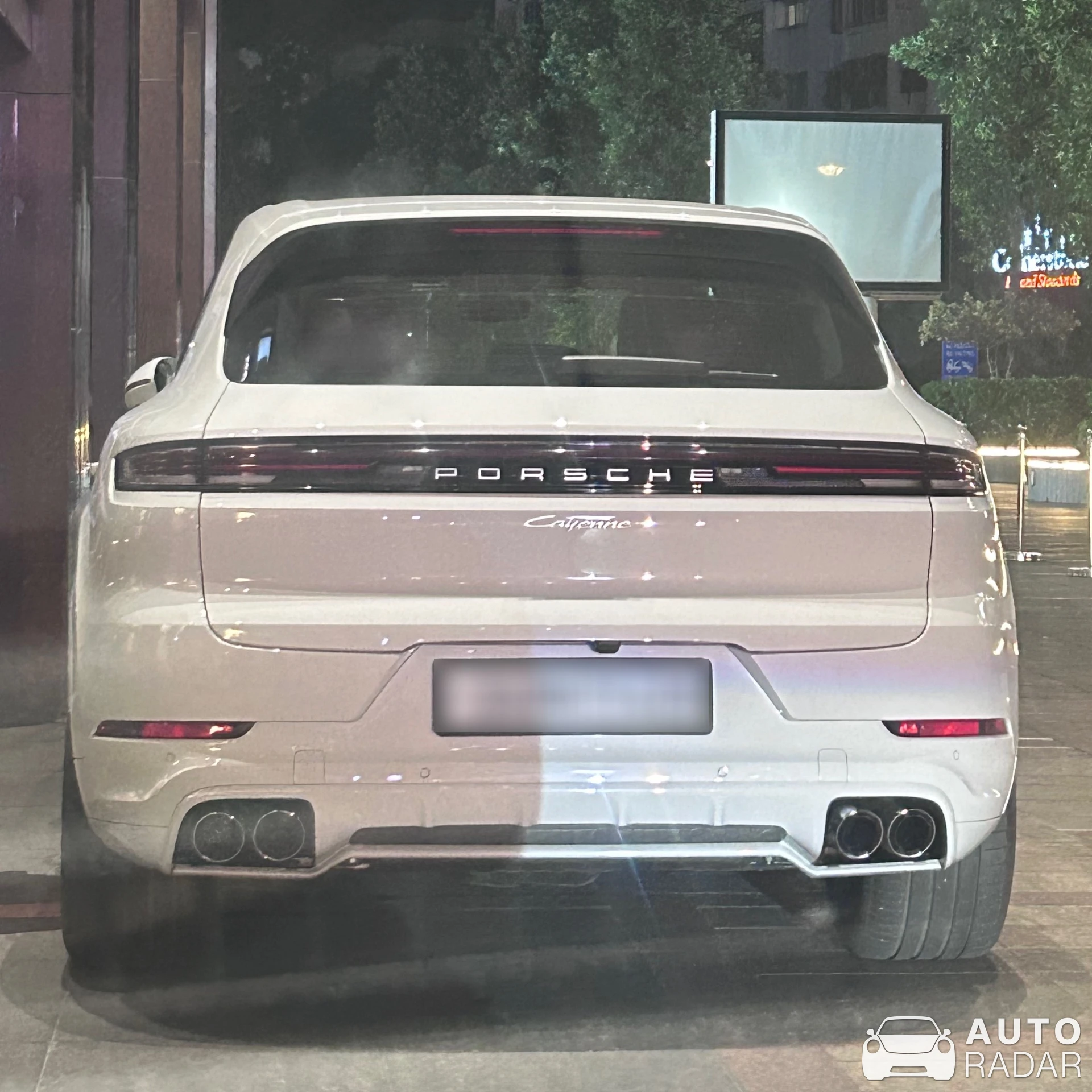 Porsche Cayenne spotted in Bengaluru, India
