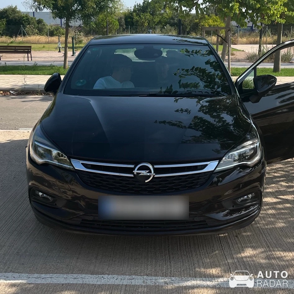 Opel Astra Sports Tourer 2022 spotted in València