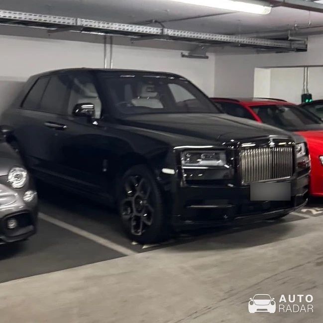 Rolls-Royce Cullinan spotted in Greater London, United Kingdom
