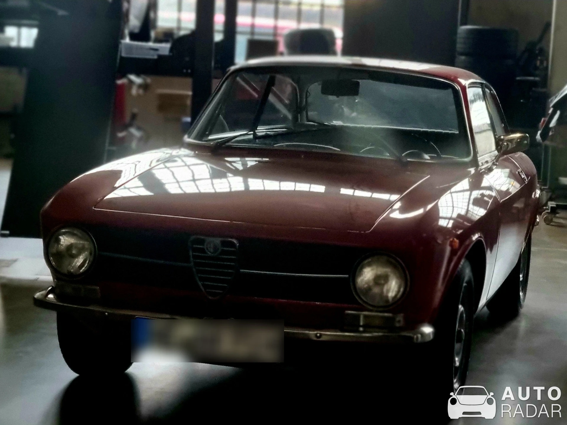 Alfa Romeo GT spotted in Düsseldorf, Germany