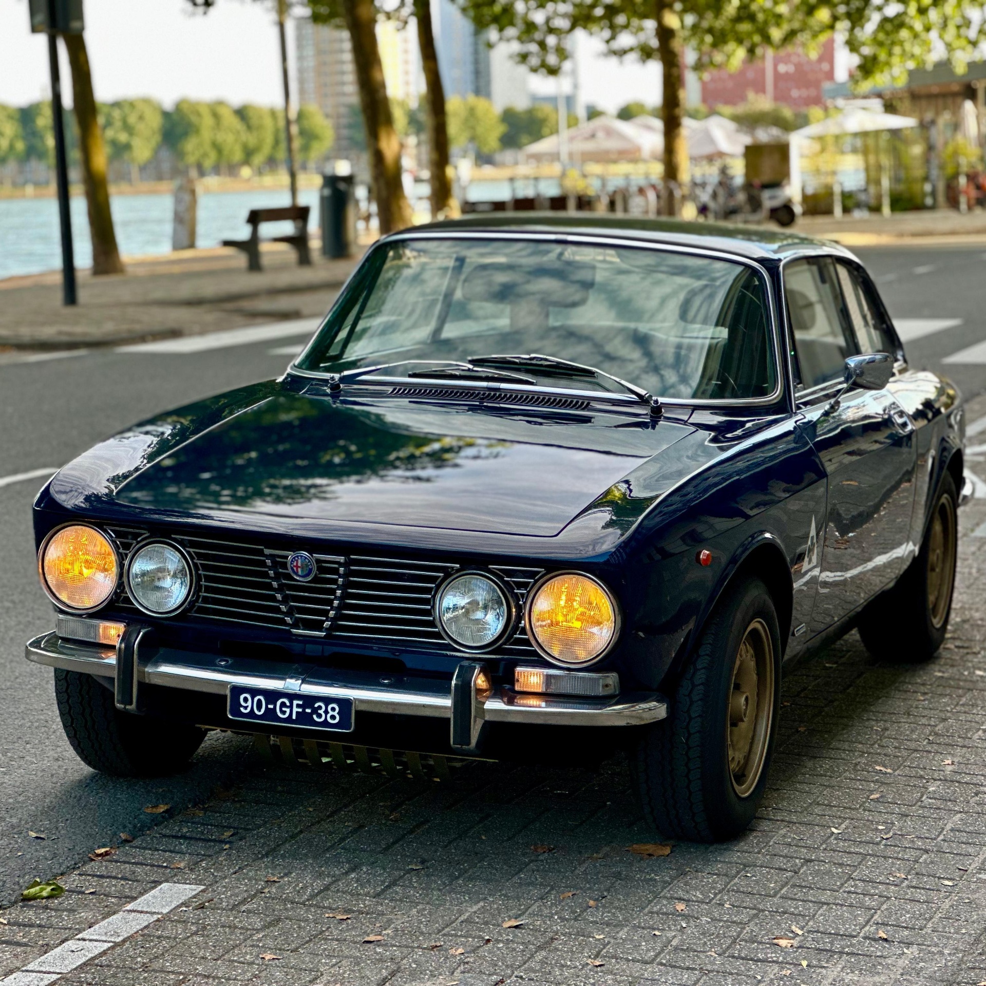 Alfa Romeo 1750 Berlina