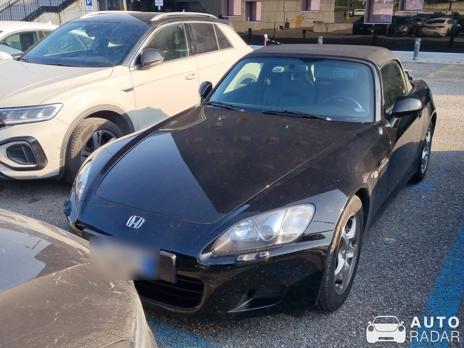 Honda S2000 spotted in Rho, Italia