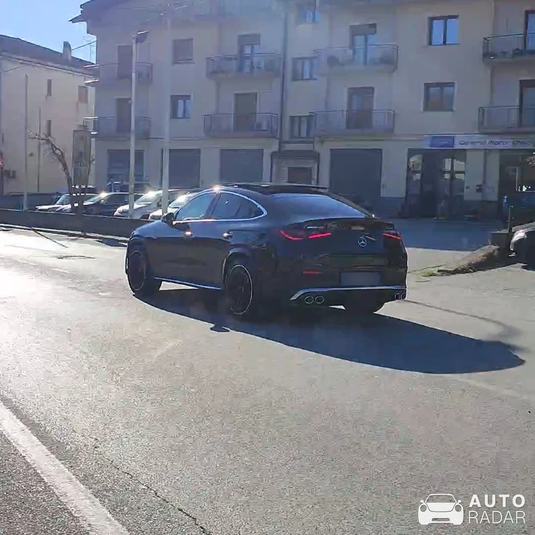 Mercedes-AMG GLE 53 Hybrid Coupé C167 2023 spotted in Sala Consilina, Italia
