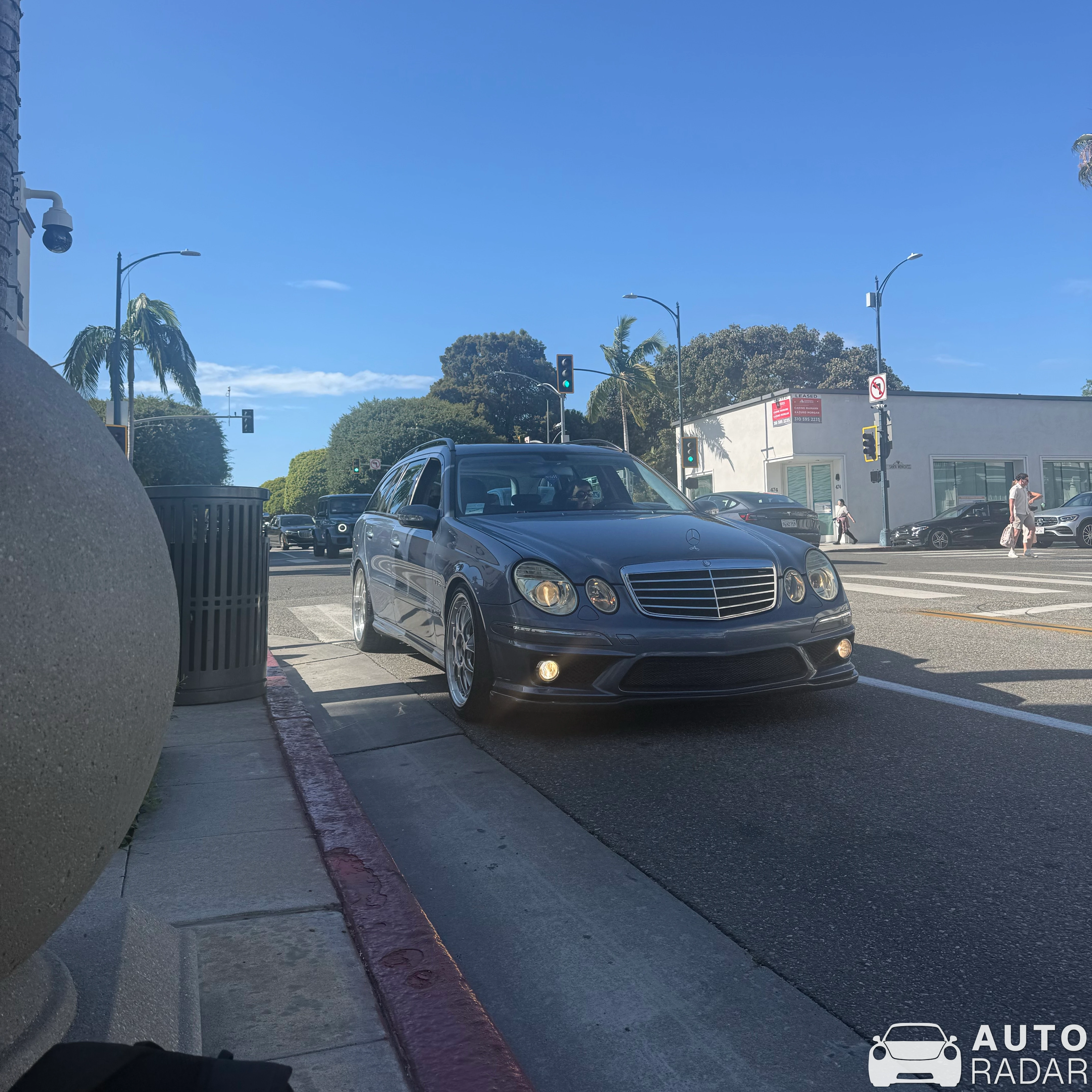 Mercedes-AMG E55 W210 spotted in Beverly Hills