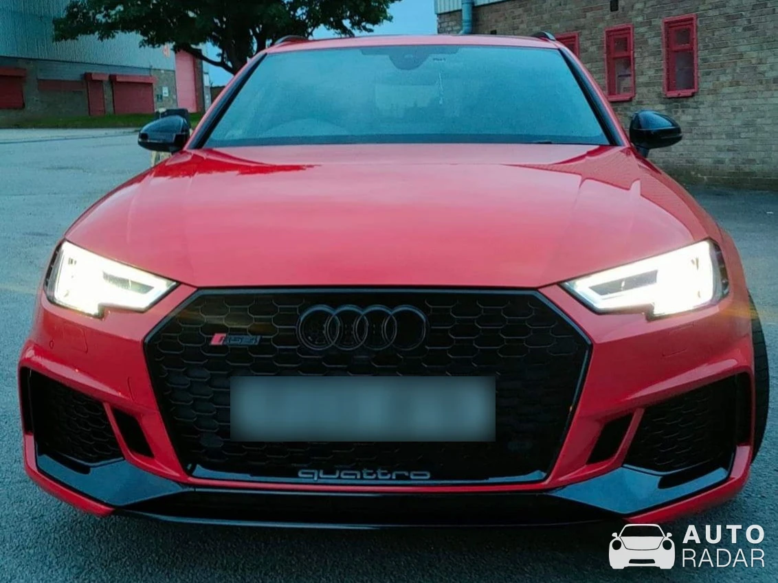 Audi RS4 Avant B9 spotted in West Yorkshire, United Kingdom