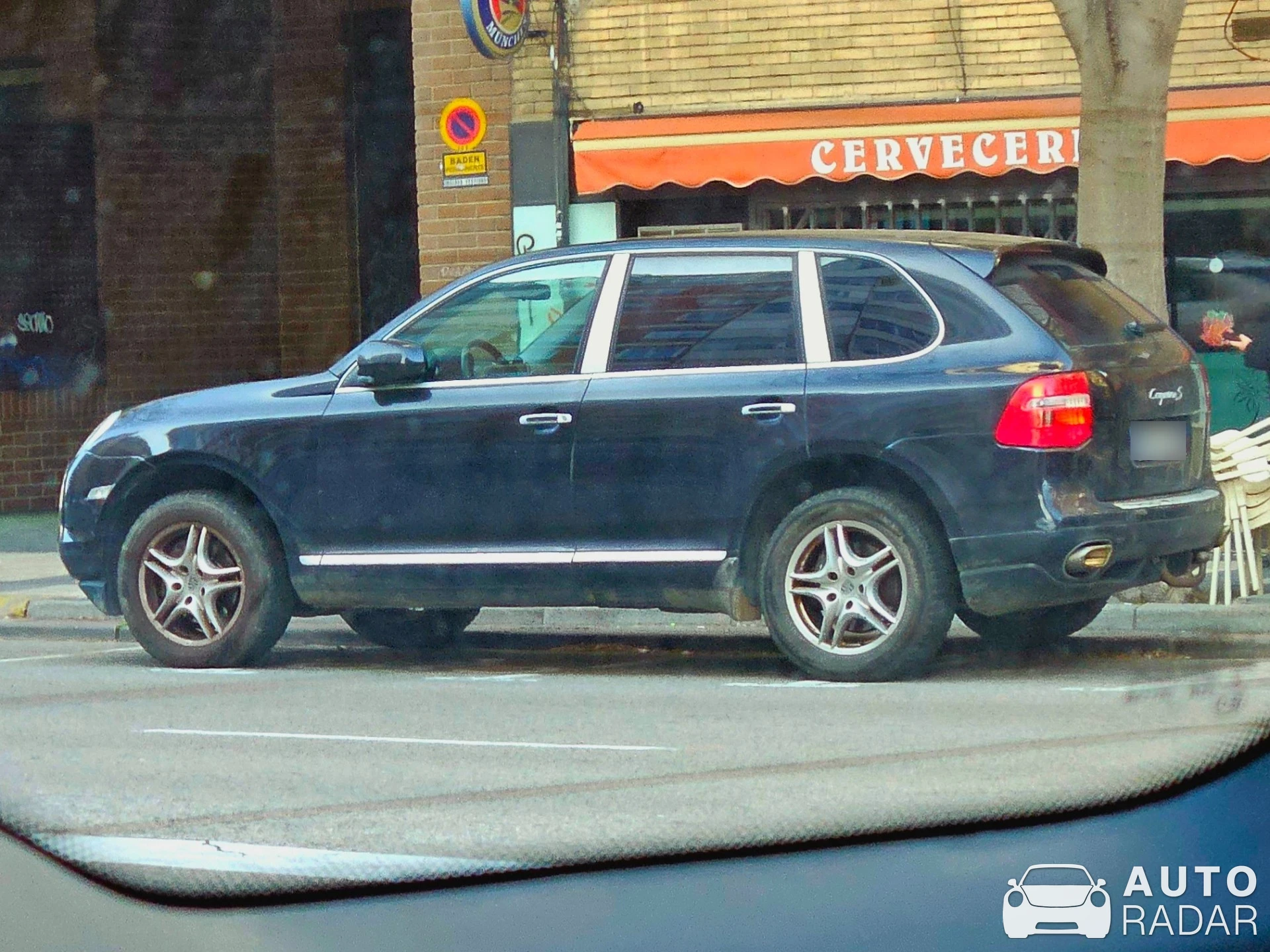 Porsche Cayenne S spotted in Zaragoza, Spain