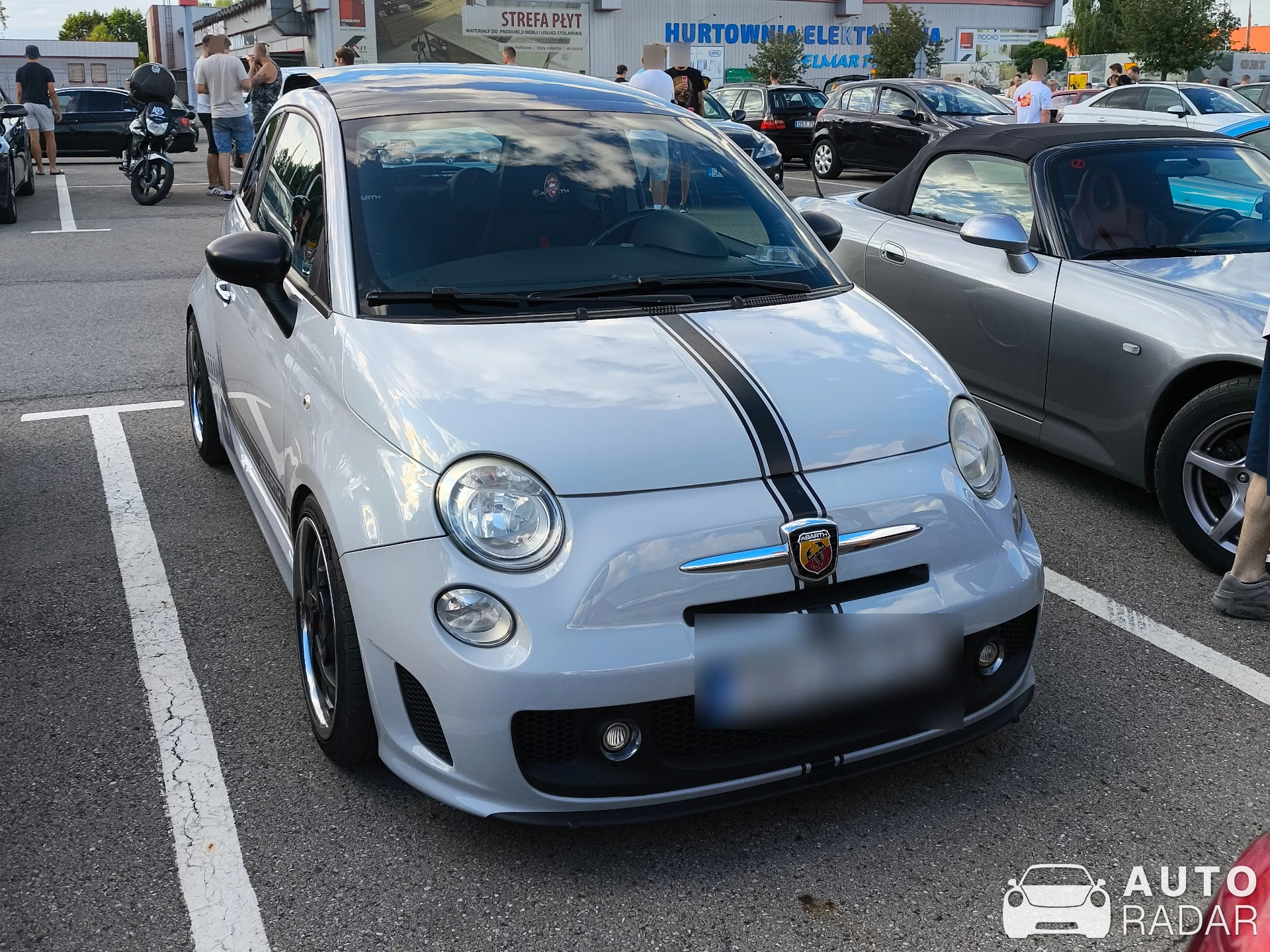 Abarth 695 Tributo Ferrari spotted in Bytom