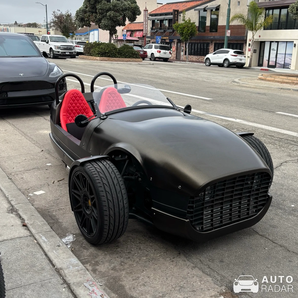 Vanderhall Venice GTS spotted in Hermosa Beach