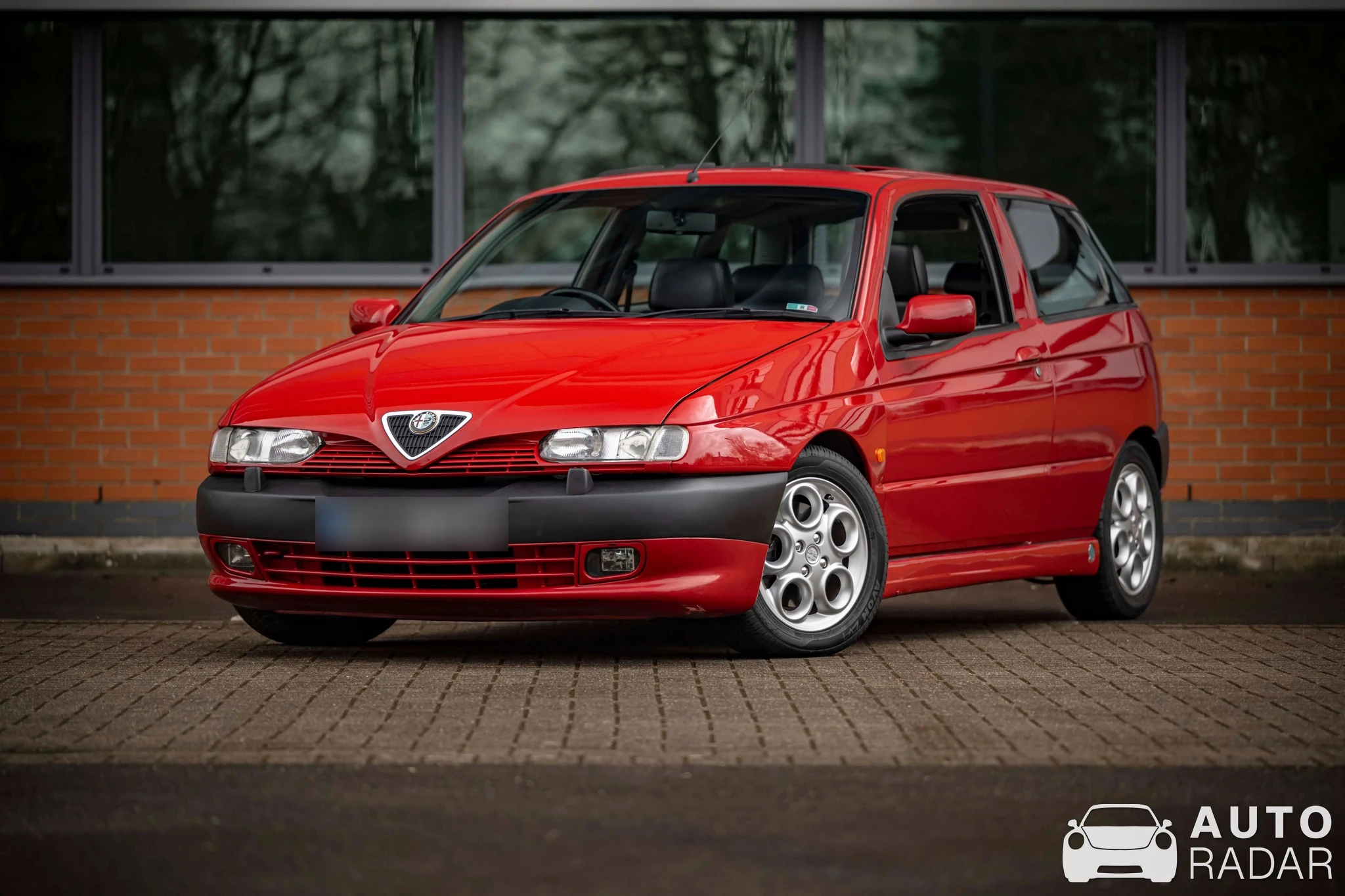 Alfa Romeo 145 spotted