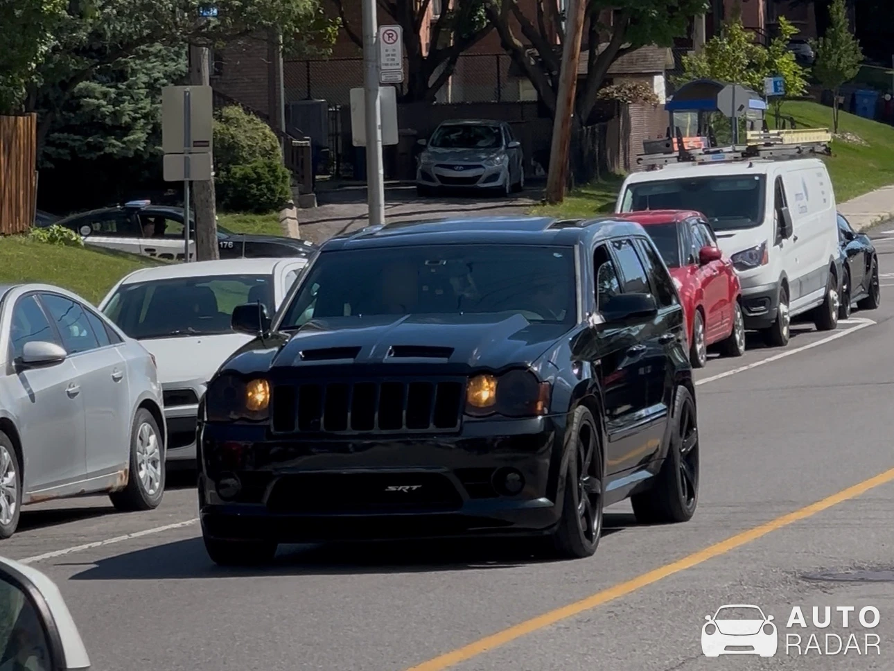 Jeep Grand Cherokee SRT-8 2012 spotted in Laval