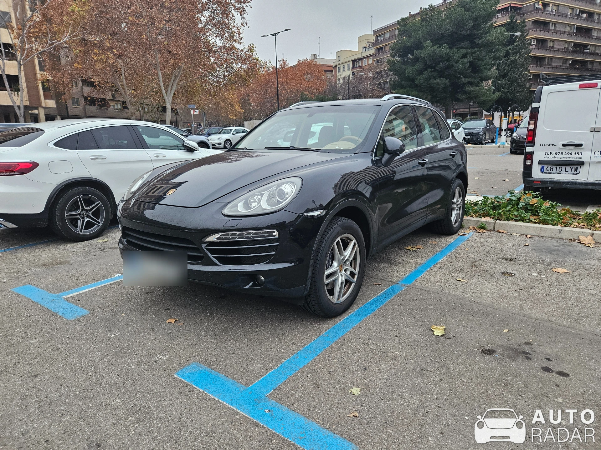 Porsche Cayenne spotted in Zaragoza, España