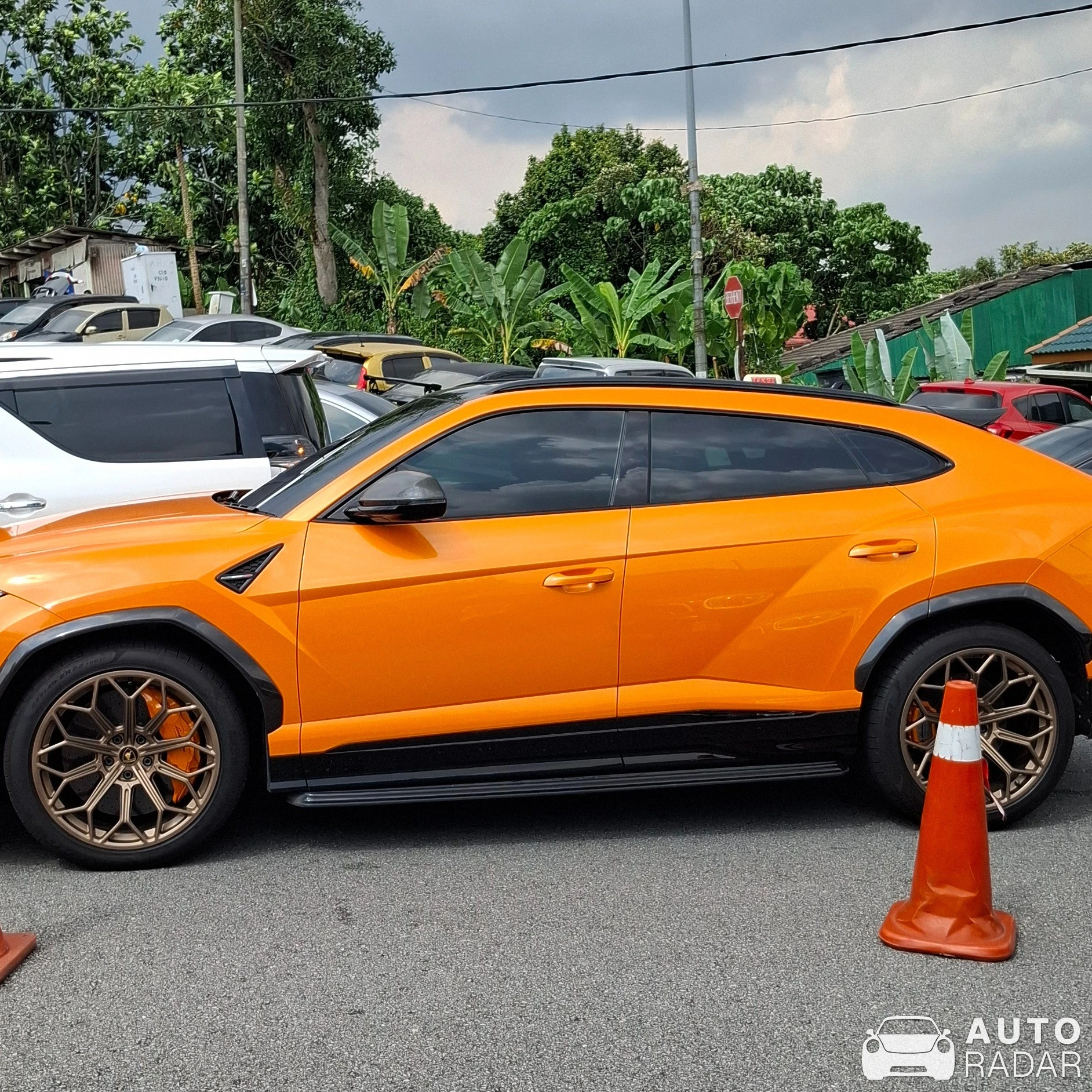 Lamborghini Urus spotted in Cheras, Malaysia