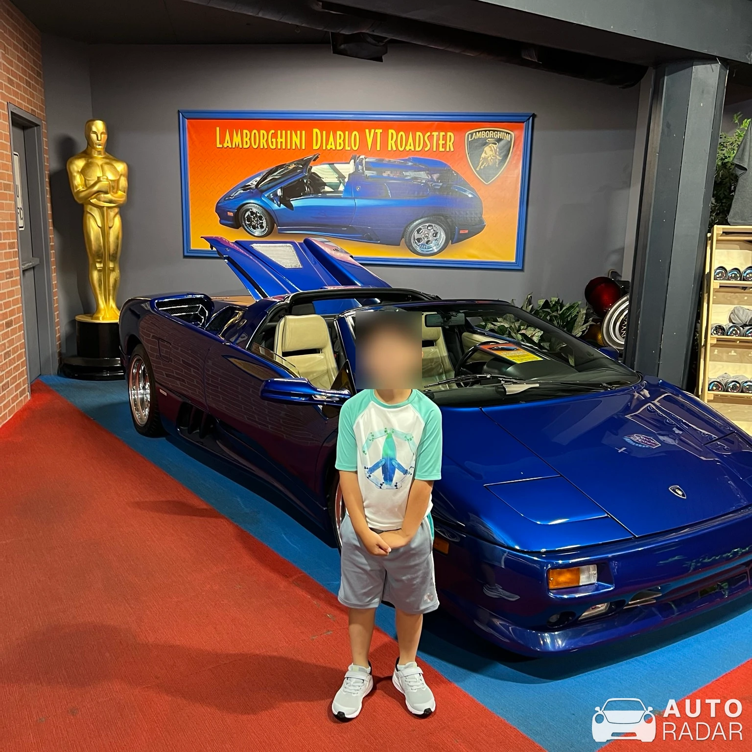Lamborghini Diablo VT Roadster spotted in Gatlinburg, United States