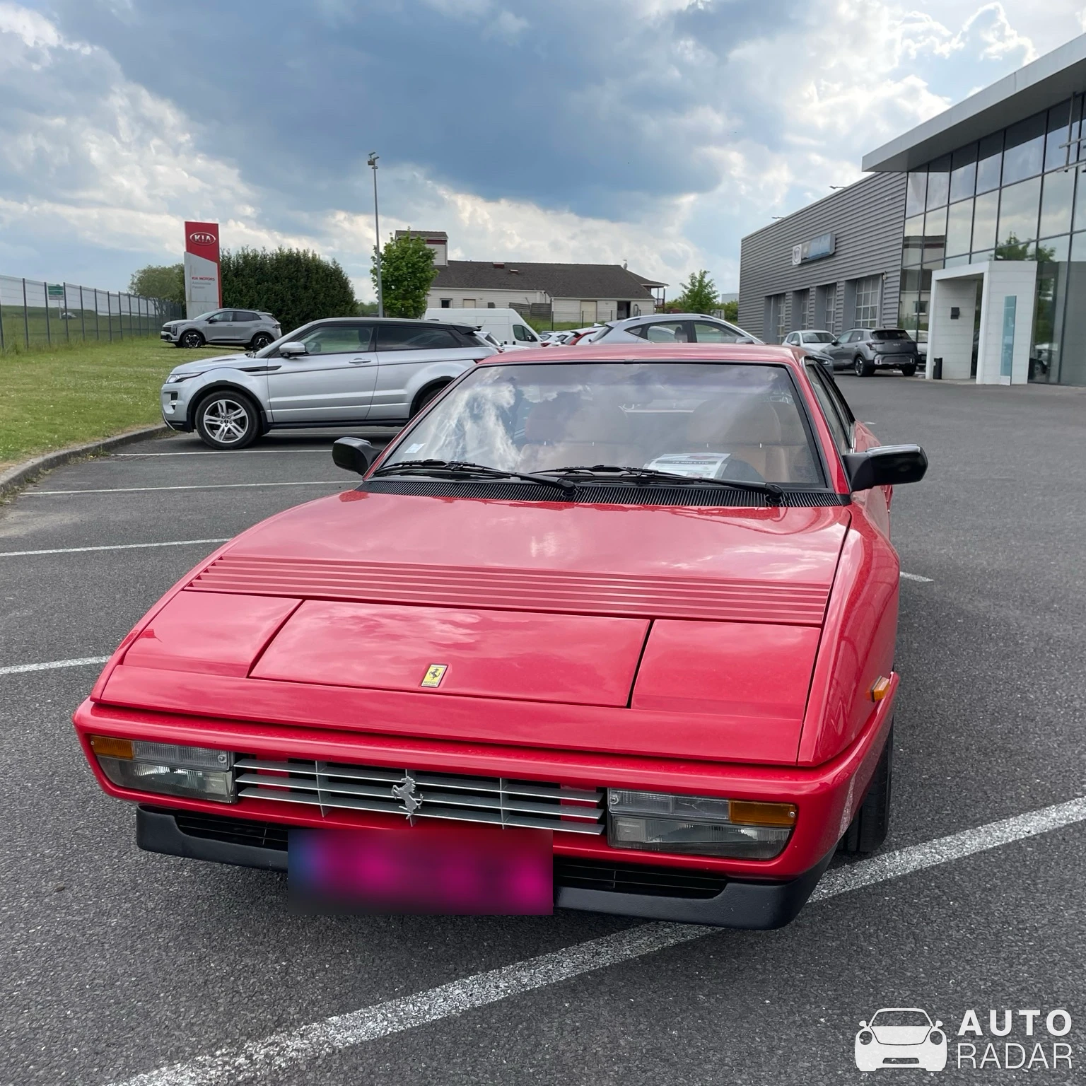 Ferrari Mondial 3.2 spotted in Laon