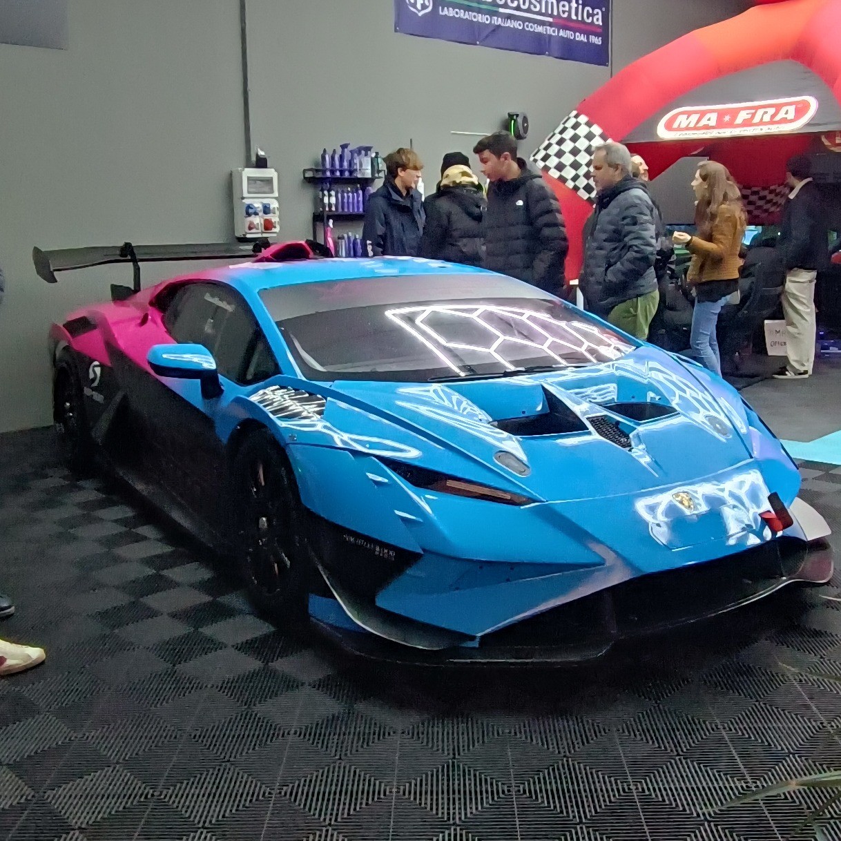 Lamborghini Huracán LP620-2 Super Trofeo