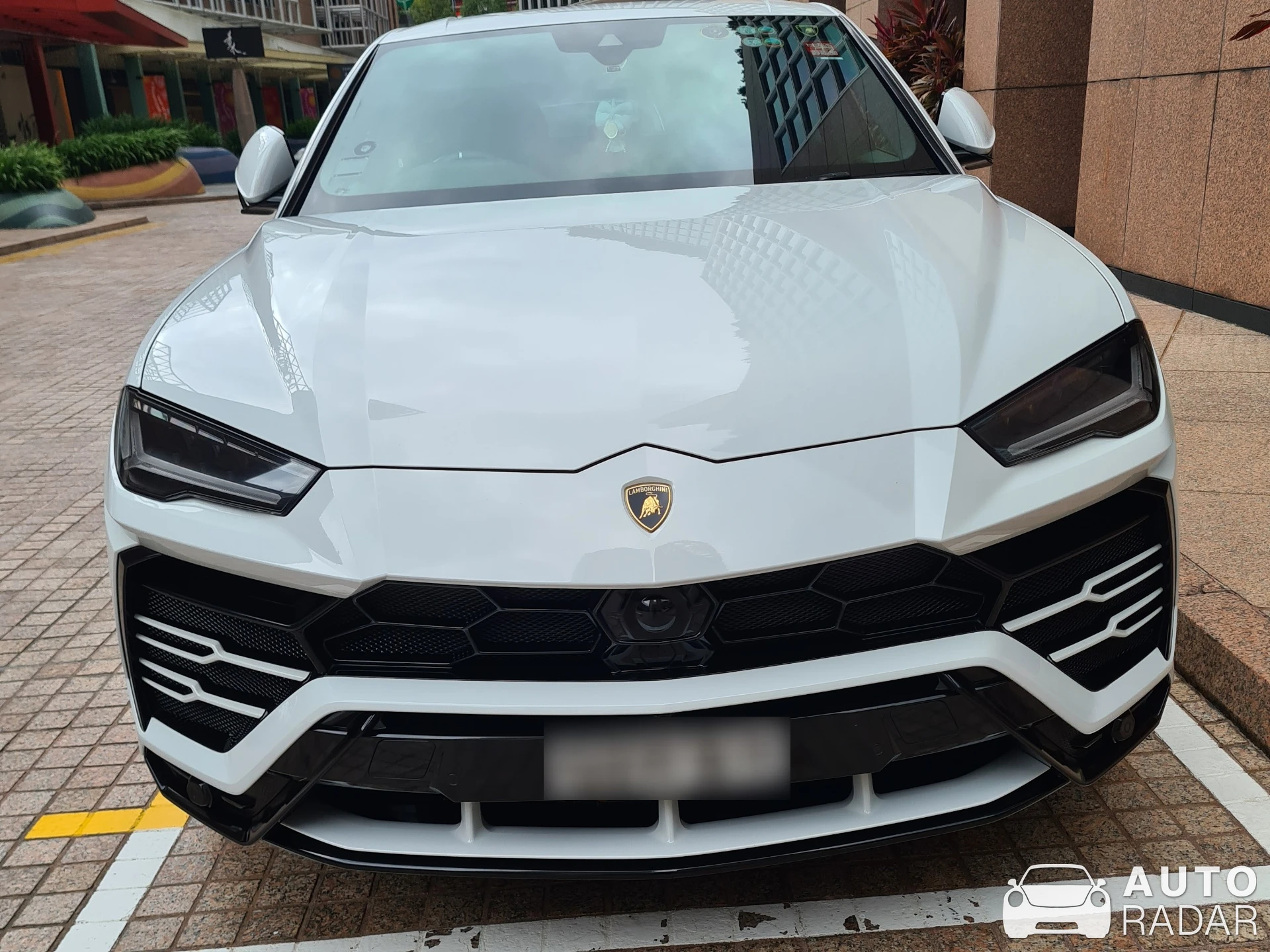 Lamborghini Urus spotted in Singapore, Singapore