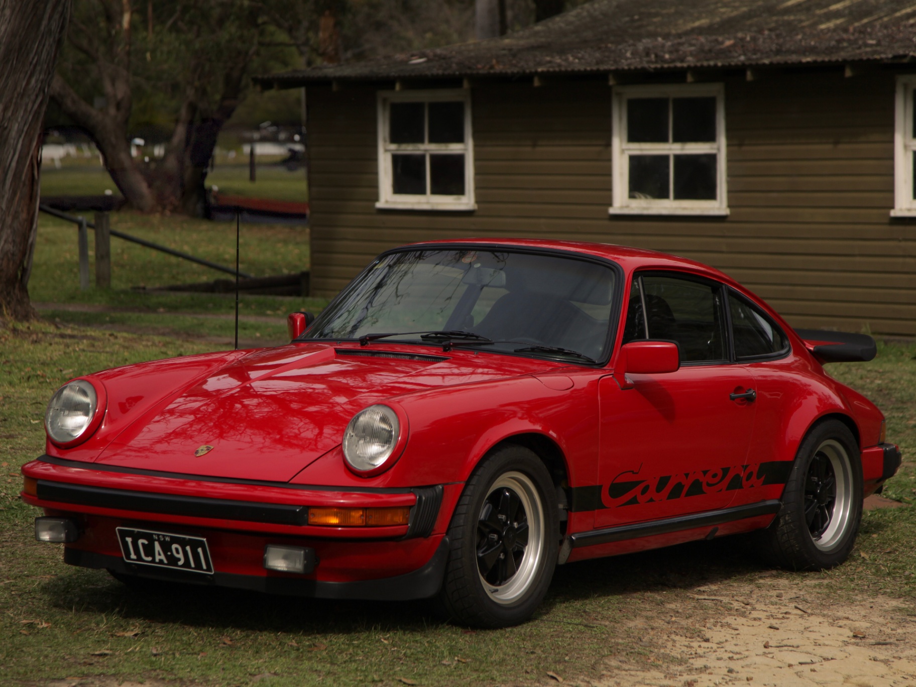 Porsche 911 Carrera 3.2
