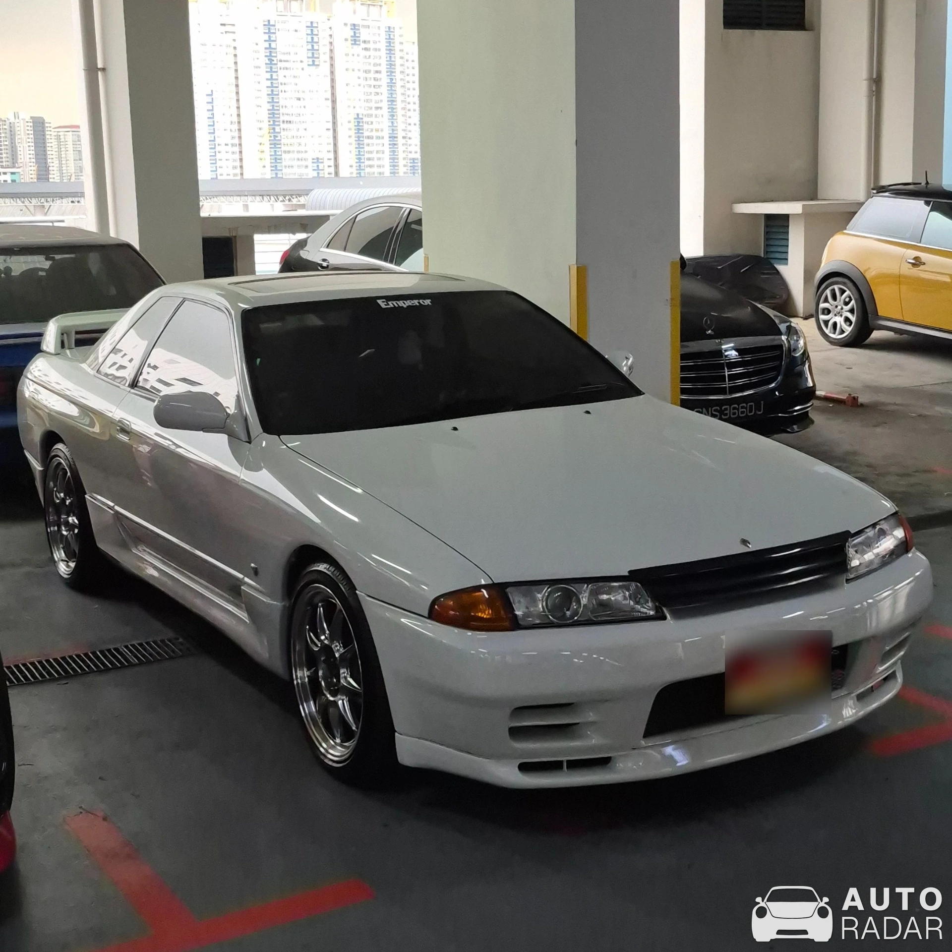 Nissan Skyline R32 GT-ST spotted in Singapore